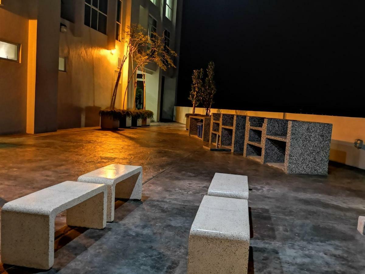 Strait Garden Studio X Ace Pro @ George Town Exterior foto